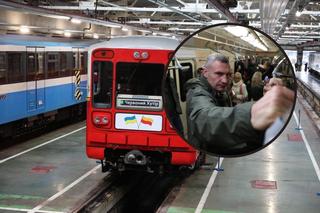 Warszawskie pociągi metra wożą już pasażerów w Kijowie. Do Ukrainy trafiło 60 wagonów