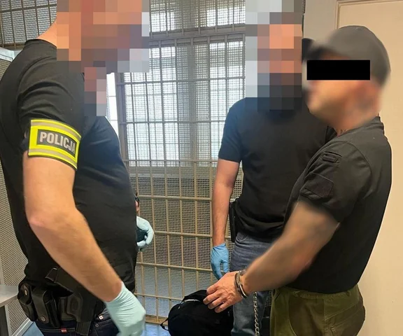 Zuchwały napad na biznesmena. Policja zatrzymała małżeństwo