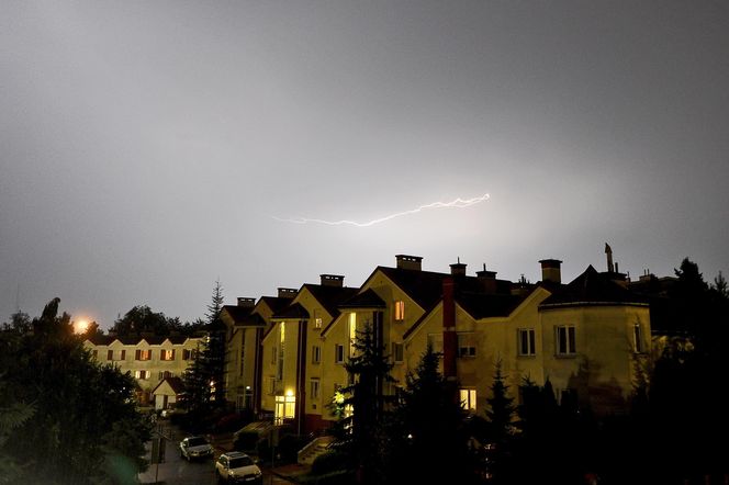 Pogodowy koszmar nie ma końca. IMGW nie zostawia złudzeń