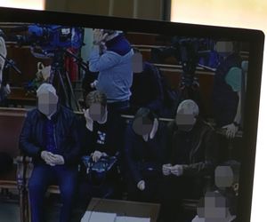 Piotrków Tryb. Druga rozprawa w procesie Sebastiana M. Kierowcy BMW odczytano akt oskarżenia [ZDJĘCIA].
