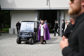 Pogrzeb Patryka P. Na cmentarzu pojawili się ochroniarze. Poruszające sceny podczas uroczystości