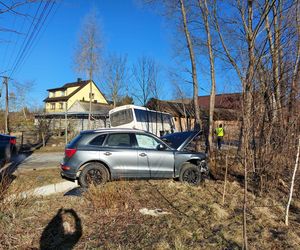 Zderzenie autobusu z autem osobowym w Rzepinku