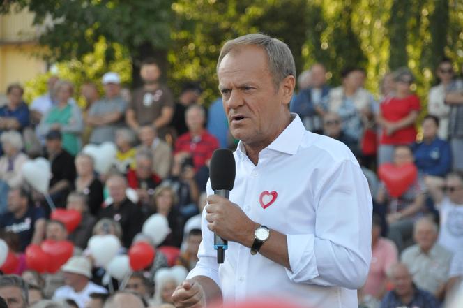 Donald Tusk, lider Platformy Obywatelskiej w Skarżysku-Kamiennej (Świętokrzyskie)