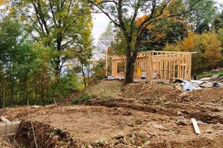 Budowa domu okapowego