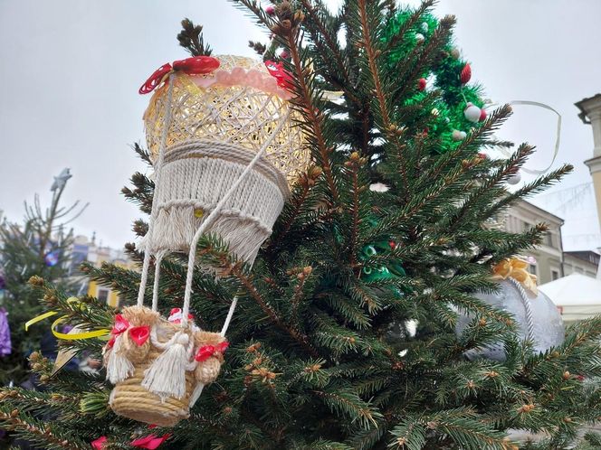  Zamojskie przedszkola i szkoły dekorowały choinki