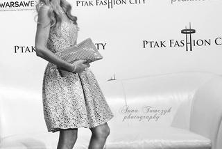 Paris Hilton na Międzynarodowych Targach Mody w Ptaku