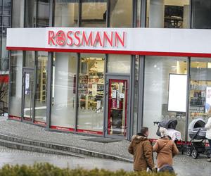 Ruszyła wielka loteria Rossmanna. Do wygrania ogromne pieniądze i vouchery na zakupy