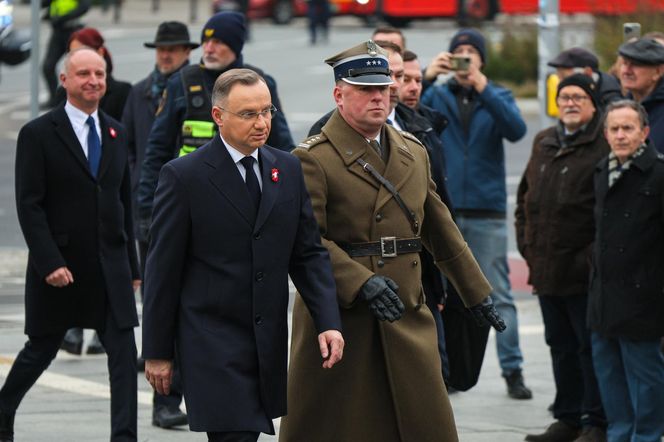 Prezydent złożył wieńce przed pomnikiem