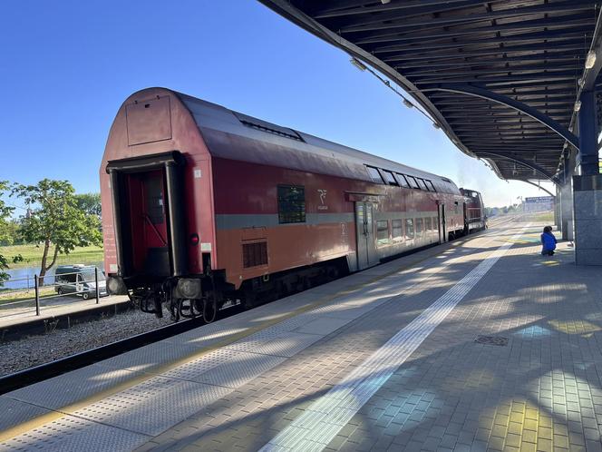 Tak wyglądała podróż Lubuszanki w PKP. "Spaliny wpadały do wagonu"