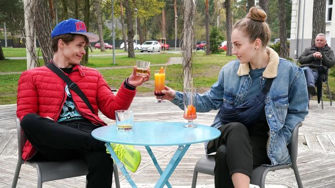 Barwy szczęścia odc. 2704. Renata (Ania Mrozowska), Biniu (Adam Stępnicki)