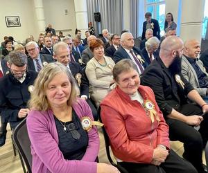 Jubileuszowa sesja i  ceremonia wręczenia statuetek „Honorowy Przyjaciel Starachowic”