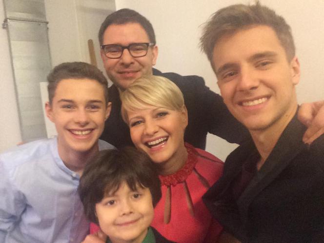 Rodzinka.pl 6 sezon. Małgorzata Kożuchowska z synem w serialu. Jan Franciszek gwiazdą na planie Rodzinki.pl