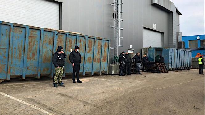 Żołnierze Rutkowskiego zbudowali mur na Podkarpaciu