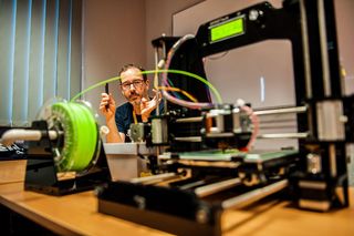 Wielkie święto nauki na Śląsku. Jubileuszowa Noc Naukowców zaprasza do czterech miast