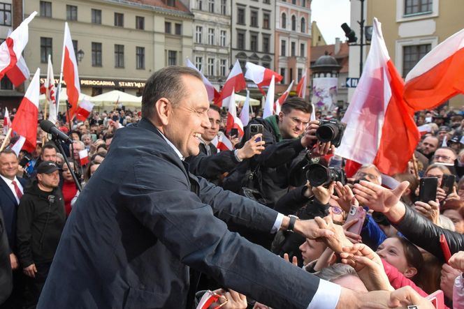 Karol Nawrocki przyjechał do Torunia. Fotorelacja ze spotkania