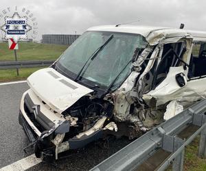 Horror na A1. Dwie osoby zginęły w makabrycznym wypadku busa