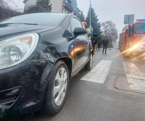 Poważny wypadek przy ul. Szosa Chełmińska w Toruniu. Kierowca potrącił rowerzystkę