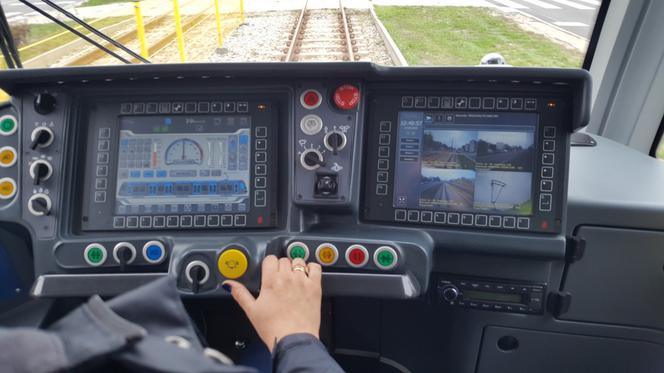 Tramwaje wróciły na górny taras Bydgoszczy! Czy na stałe? [WIDEO, ZDJĘCIA] 