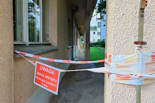 Kultowy akademik Pancernik we Wrocławiu. Dom z wzorcowego osiedla wciąż czeka na drugie życie