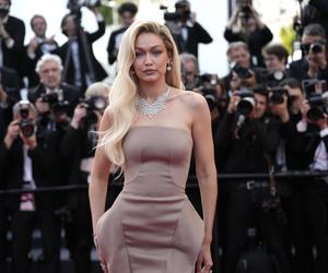 To ona wygrała bój o serce Leonardo DiCaprio! Nie zgadniesz, gdzie zabrał Gigi Hadid