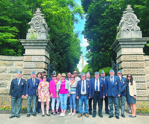 Cześć ochotnikom Błękitnej Armii