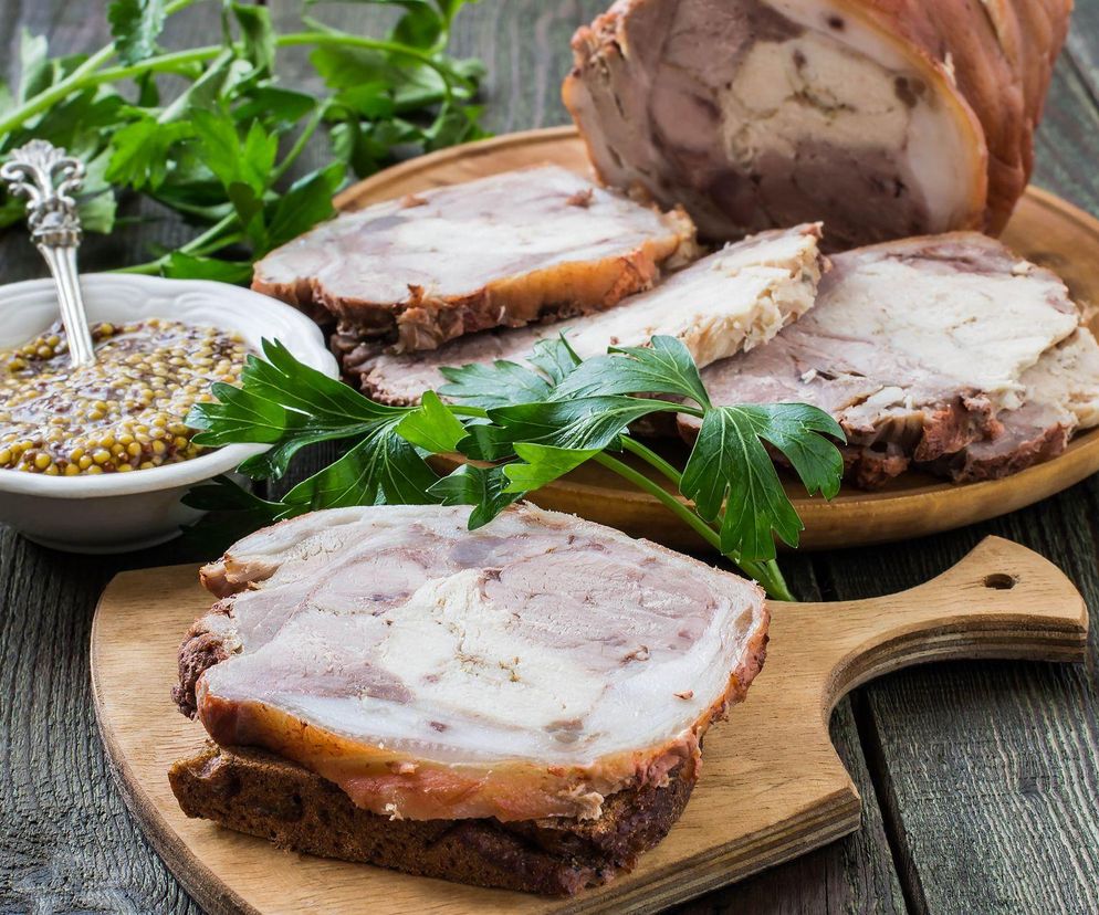 Szynka drobiowa z szynkowaru: domowa wędlina z udek kurczaka