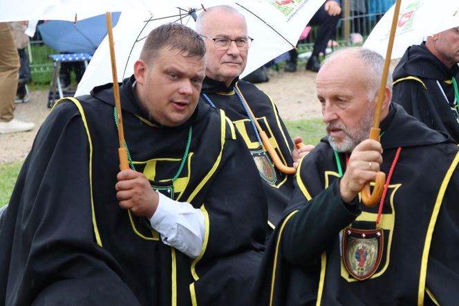 Odpust w Gietrzwałdzie. Do słynącej z Objawień Maryjnych miejscowości przyjechały tłumy