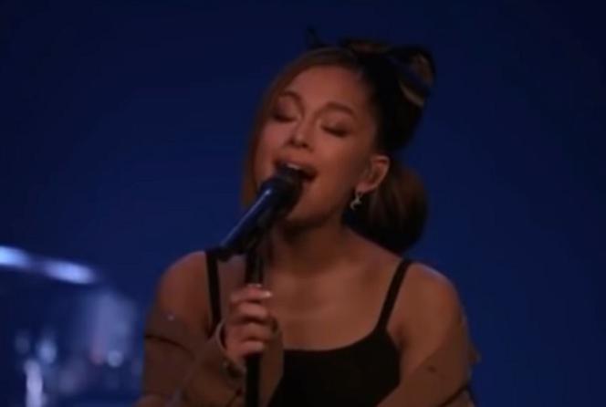 Ariana Grande - NEEDY na żywo! Zobacz pierwsze wykonanie live piosenki
