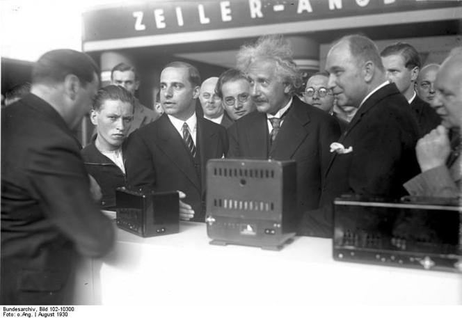 Albert Einstein na targach IFA