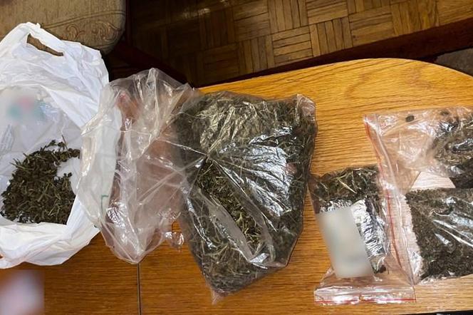 Ponad 360 gramów marihuany i mefedronu w rękach policjantów