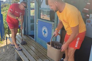 Ktoś oblał cuchnącą cieczą bazę ratowników