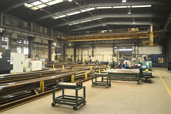 Kraków buduje Warszawie plac Zawiszy. Byliśmy w fabryce, gdzie powstanie 121 elementów wielkiej układanki