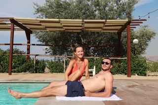 Olga Frycz i Albert Kosiński w basenie