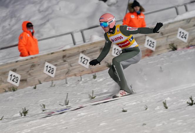 Skoki narciarskie MŚ Oberstdorf RELACJA NA ŻYWO. MŚ Oberstdorf konkurs drużynowy 6.03 LIVE ONLINE SOBOTA. Skoki DZISIAJ MŚ Oberstdorf w INTERNECIE [WYNIKI]