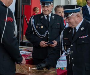 Jubileusz 100-lecia OSP Krzesk-Królowa Niwa uczczony przekazaniem jednostce nowego wozu strażackiego