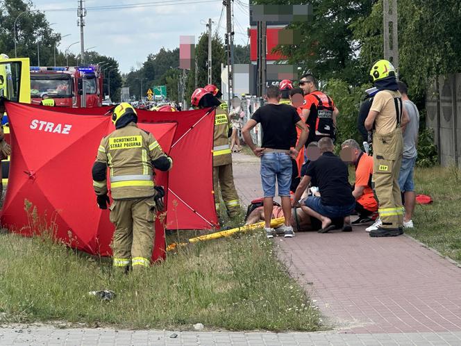 Czołowe zderzenie z motocyklem. Makabryczny wypadek w Rembelszczyźnie