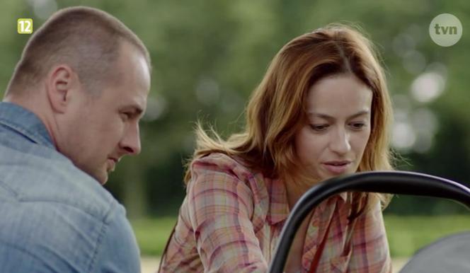 Lekarze 3 sezon odcinek 13 (odc. 39). Maks (Paweł Małaszyński), Alicja (Magdalena Różczka)