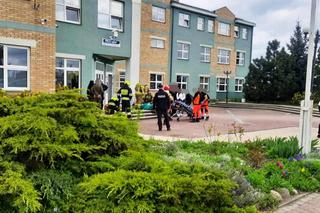 Pilna ewakuacja 300 osób ze szkoły. Uczniowie i nauczyciele wymiotują. Kilkadziesiąt osób poszkodowanych