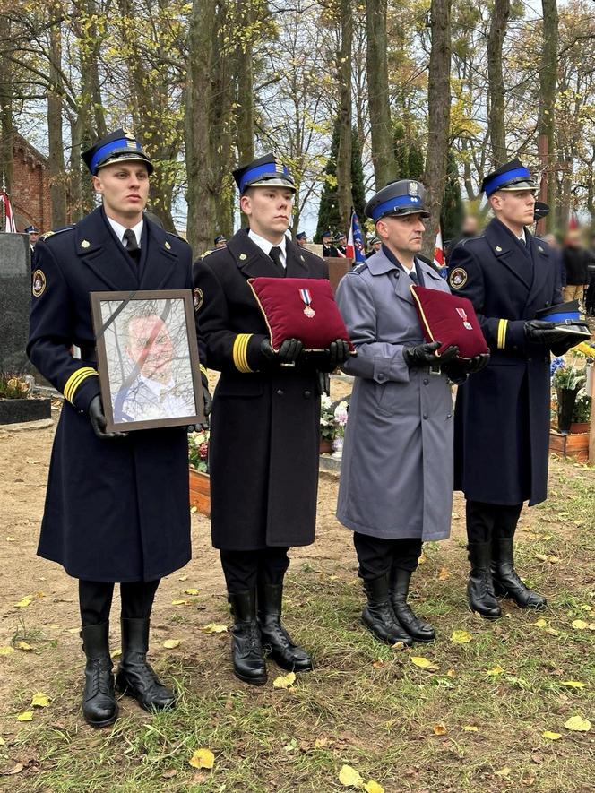 Przejmujący pogrzeb strażaka, który zginął podczas obławy na Grzegorza Borysa