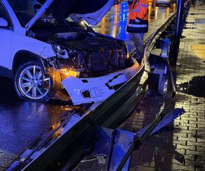 Karambol w Warszawie. 12 samochodów rozbitych, są ranni