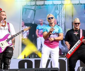 Śląska Scena Letnia na promenadzie przy Stadionie Śląskim w Chorzowie