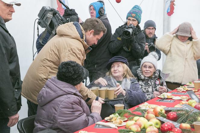 Trzaskowski rozdawał barszcz