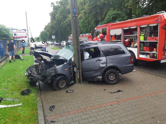 Wieluń: Śmierć 31-letniego kierowcy forda