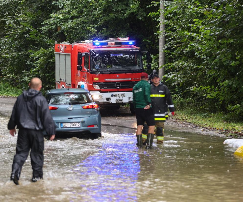 Kolejni samorządowcy ogłaszają stan pogotowia przeciwpowodziowego. Wzrósł poziom rzek