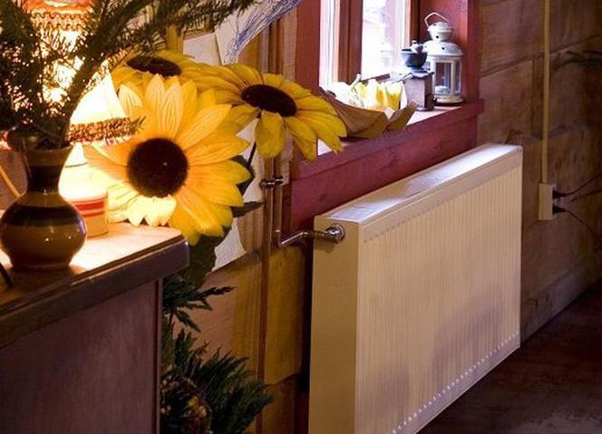 Mniejszy koszt ogrzewania domu. Kiedy wychodzisz - obniż temperaturę w domu