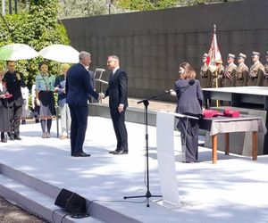 81. rocznica Powstania Warszawskiego. Prezydent Duda wręczył odznaczenia powstańcom