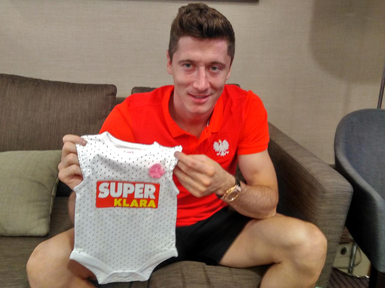 Robert Lewandowski, Przemysław Ofiara, prezent