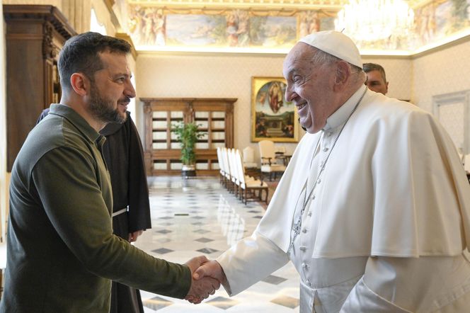 Zełenski pojechał do papieża Franciszka. Dał mu wstrząsający prezent