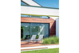 Trawy ozdobne na tarasie