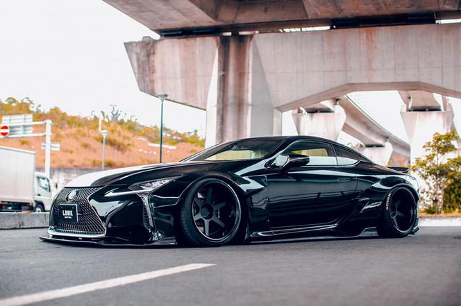 Lexus LC 500 po tuningu Liberty Walk
